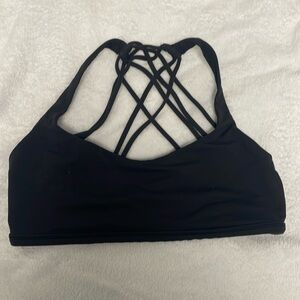 Lululemon sports bra
